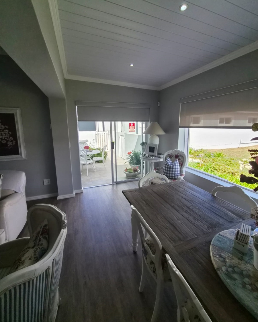 2 Bedroom Property for Sale in Struisbaai Western Cape